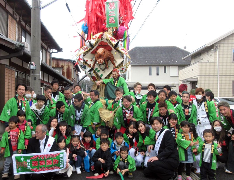 佐賀県・近江八幡第二区左義長保存会